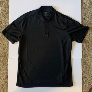 Black Oakley golf shirt/polo. Sz. Medium